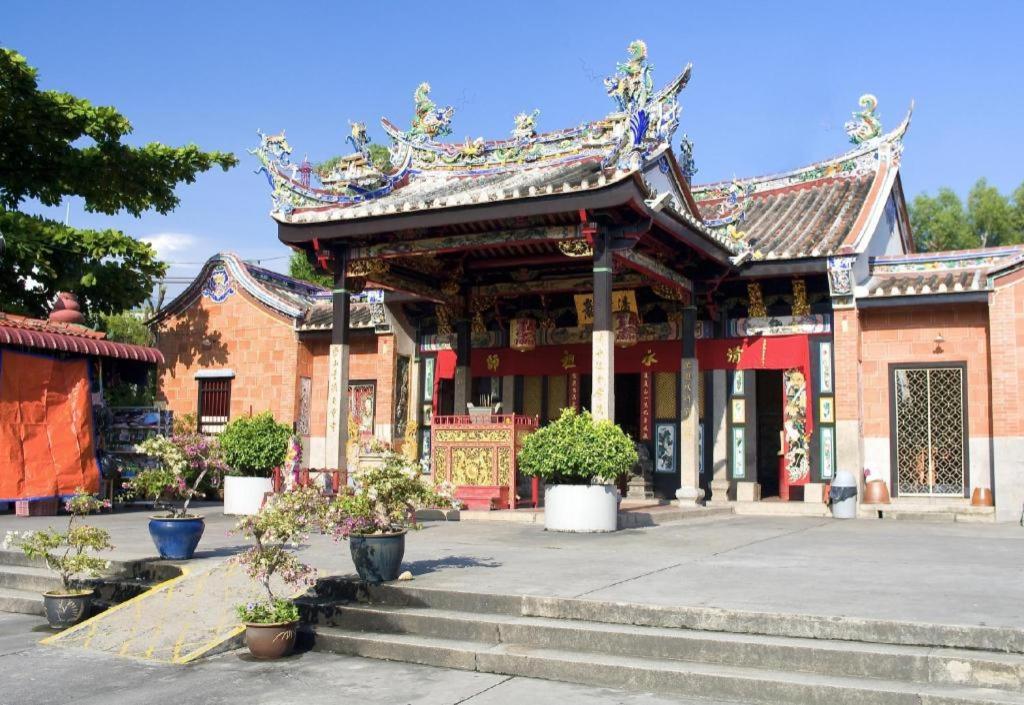 D宜人酒店 峇六拜 外观 照片